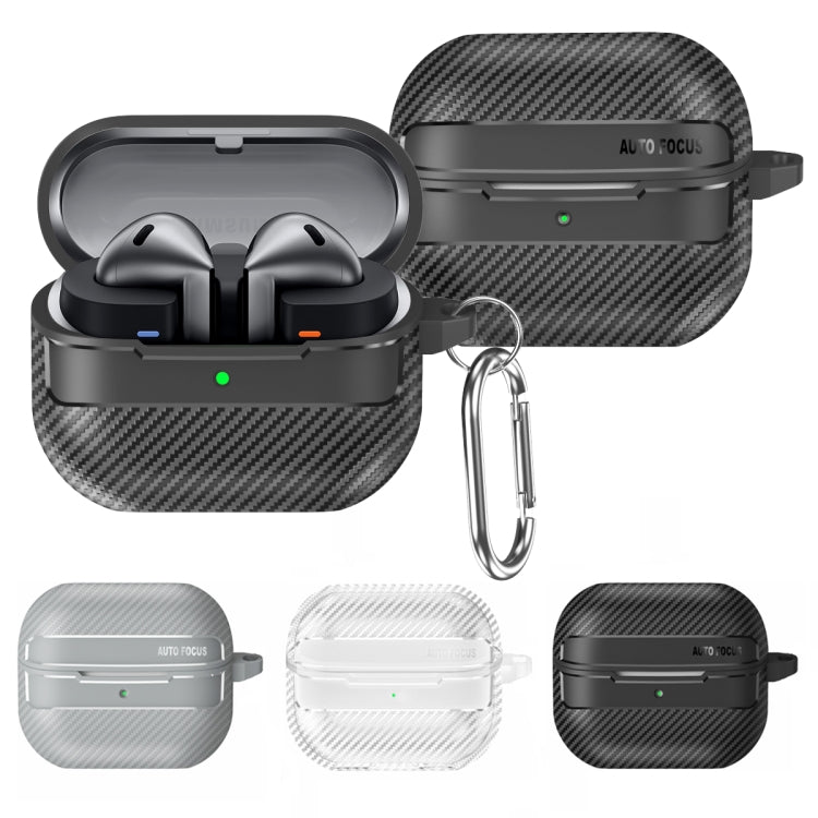 Funda Protectora Samsung Galaxy Buds3/3 Pro con Textura Fibra de Carbono y Mosquetón (Negro)