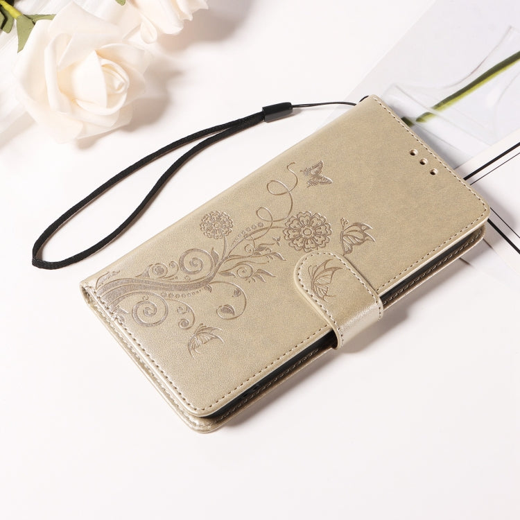 Funda de Cuero Sony Xperia 1 V con Diseño de Mariposas y Flores en Relieve (Dorada)