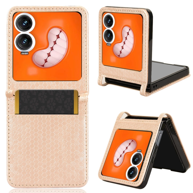 Funda de Cuero con Ranura para Tarjetas y Textura Panal de Abeja para Infinix Zero Flip (Dorada)