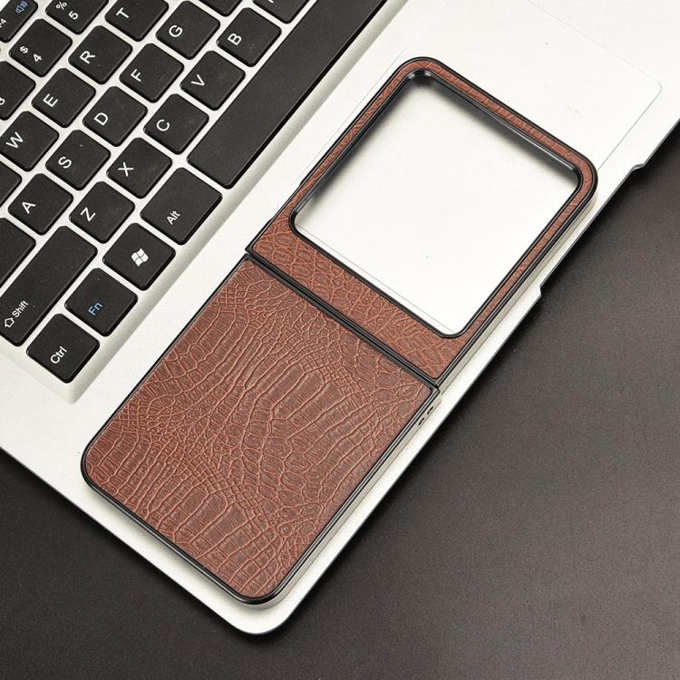Funda Trasera para Tecno Phantom V Flip2 con Textura de Cocodrilo (Marrón)