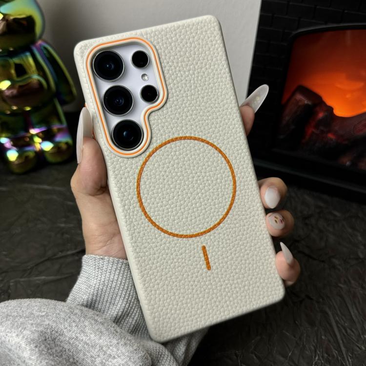 Funda de TPU con textura de lichi MagSafe para Samsung Galaxy S24 5G (blanco y naranja)