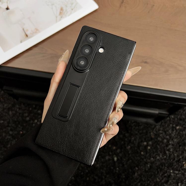 Funda magnética con textura Crazy Horse y soporte para Samsung Galaxy Z Fold7 (negra)