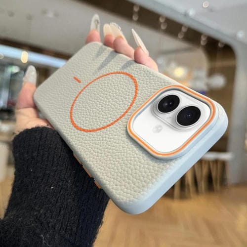 Funda TPU con Diseño Grano de Lichi y Anillo Naranja Magsafe para iPhone 16 Plus (Gris)
