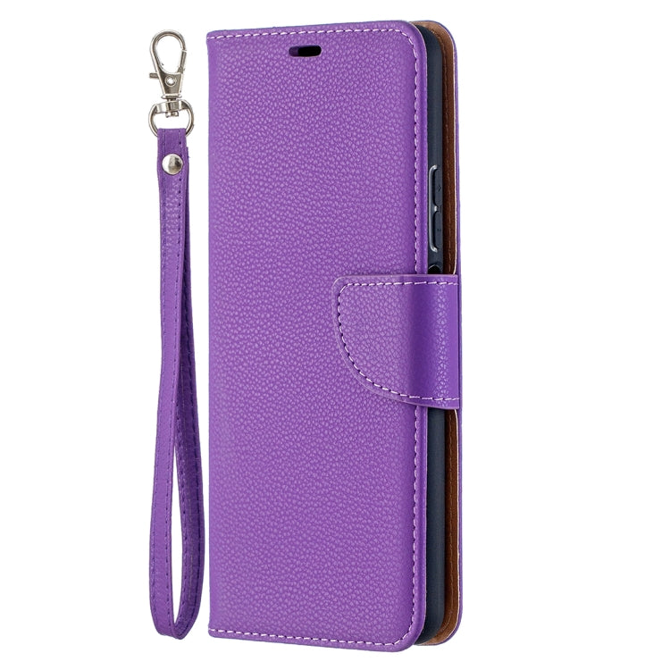 Para Huawei P Smart 2021 / Y7A Litchi Texture Color Pure Horizontal Flip PU Funda de cuero con soporte y tragamonedas de tarjetas y billetera y cordón (púrpura)