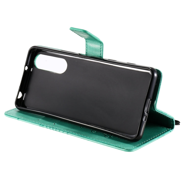 Para Sony Xperia5 II 3D Mariposas en relieve Patrón Horizontal Flip Funda de cuero con soporte y ranura para tarjeta y billetera (Verde)