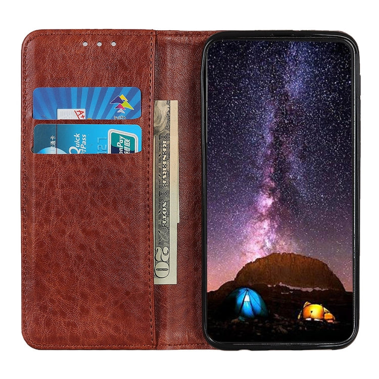 Para Google Pixel 6 Pro Magnetic Crazy Horse Texture Horizontal Flip Funda de cuero con soporte y ranuras para tarjetas y billetera (marrón)