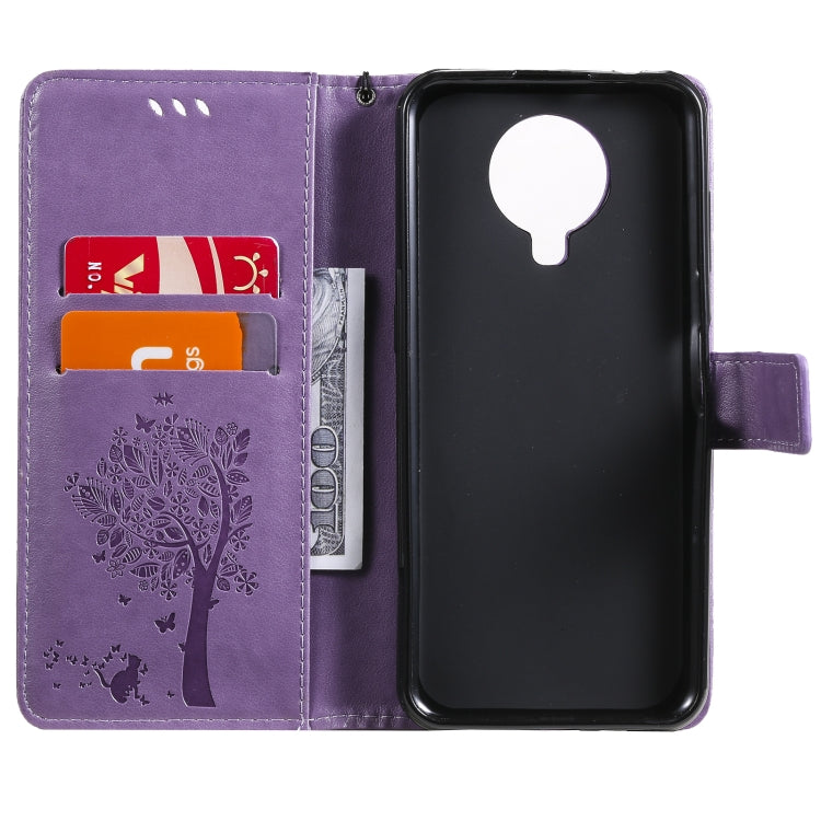 Para Nokia G10 Tree & Cat Pattern Presión prensada Funda de cuero Horizontal Flip PU con soporte y ranuras para tarjetas y Billetera y cordón (lavanda)