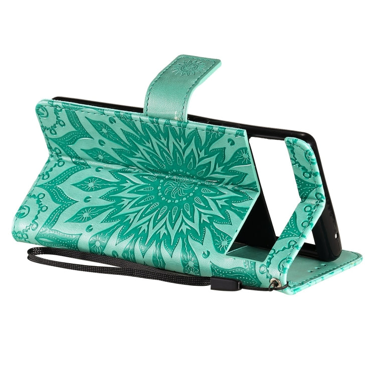 Para Google Pixel 6 Pro Sun Sun Pattern Horizontal Flip Funda de cuero con ranura para tarjeta y soporte y cartera y cordón (verde)