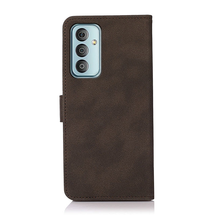 Para Samsung Galaxy M13 4G KHAZNEH Funda de cuero con textura mate para teléfono (Marrón)