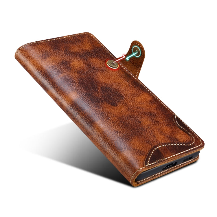 Para Samsung Galaxy S22 5G Denior Oil Wax Cowhide Botón magnético Funda de cuero genuino (Marrón)