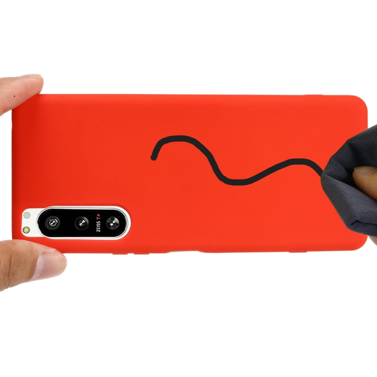 Para Sony Xperia 5 IV Funda protectora de cobertura total a prueba de caídas de silicona líquida de color sólido (Rojo)