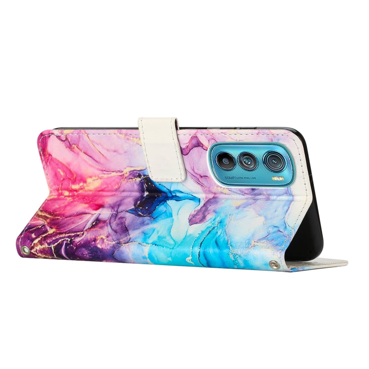 Para Motorola Edge 30 Crossbody Funda de teléfono de cuero con patrón de mármol pintado (rosa púrpura)