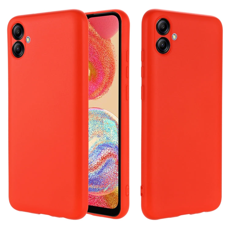 Para Samsung Galaxy A04e / M04 / F04 Estuche de cobertura total a prueba de golpes de silicona líquida de color puro (rojo)