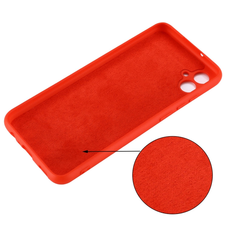 Para Samsung Galaxy A04e / M04 / F04 Estuche de cobertura total a prueba de golpes de silicona líquida de color puro (rojo)