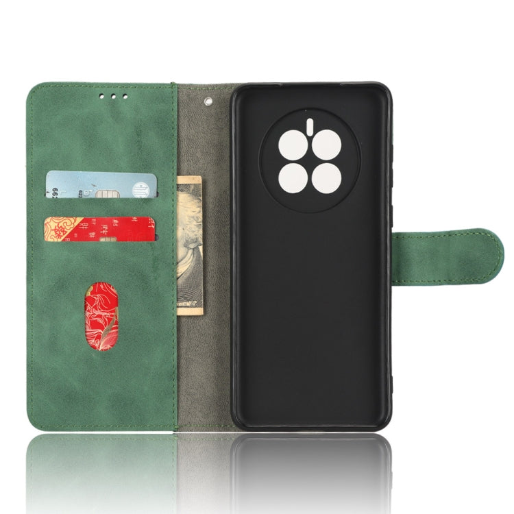 Funda para Huawei Mate 50 Skin Feel con tapa magnética de cuero (Verde)