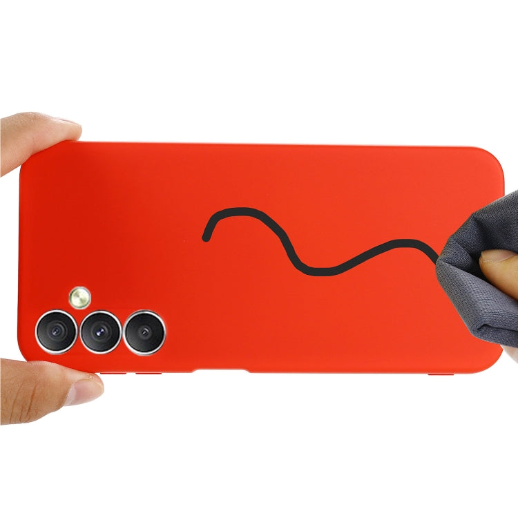 Para Samsung Galaxy A24 4G Pure Color Liquid Silicone Funda para teléfono a prueba de golpes (Rojo)