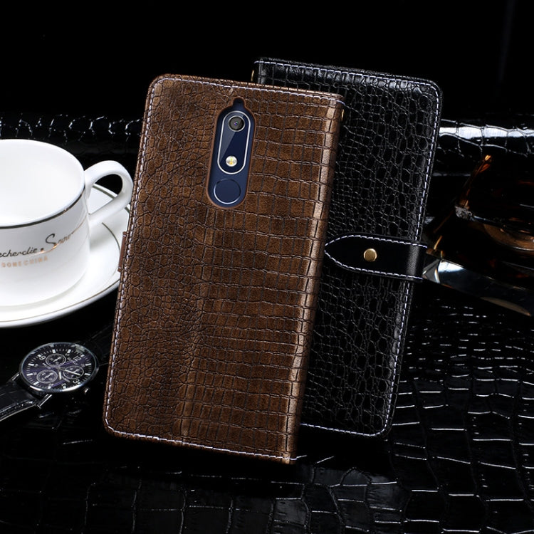 Funda de cuero con tapa horizontal con textura de cocodrilo idewei para Nokia 5.1 con soporte, ranuras para tarjetas y billetera (negro)