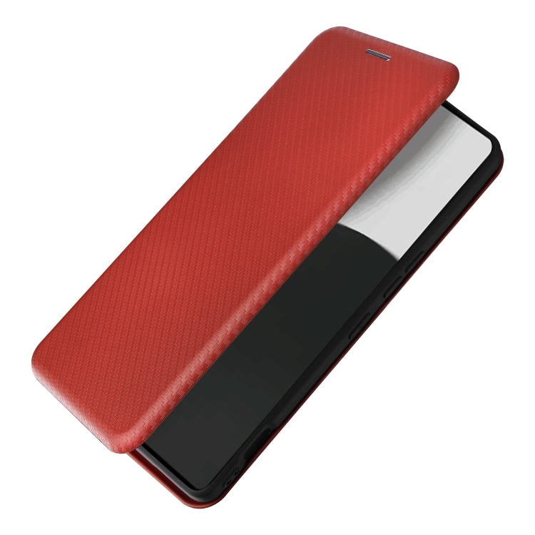 Funda de Cuero con Tapa y Textura de Fibra de Carbono para Sharp Aquos R9 Pro (Marrón)