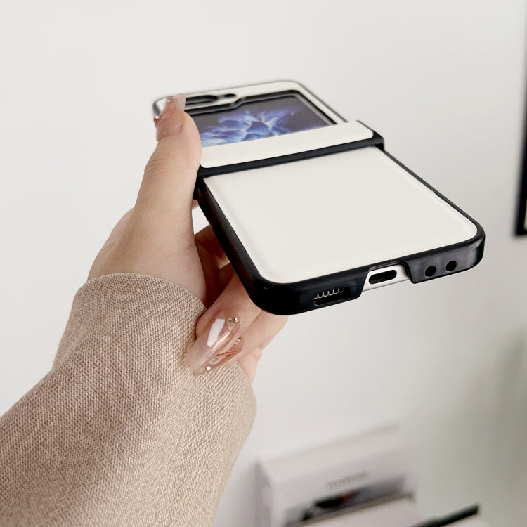 Para Samsung Galaxy Z Flip5 Pure Color Bisagra Funda para teléfono a prueba de golpes (Negro)