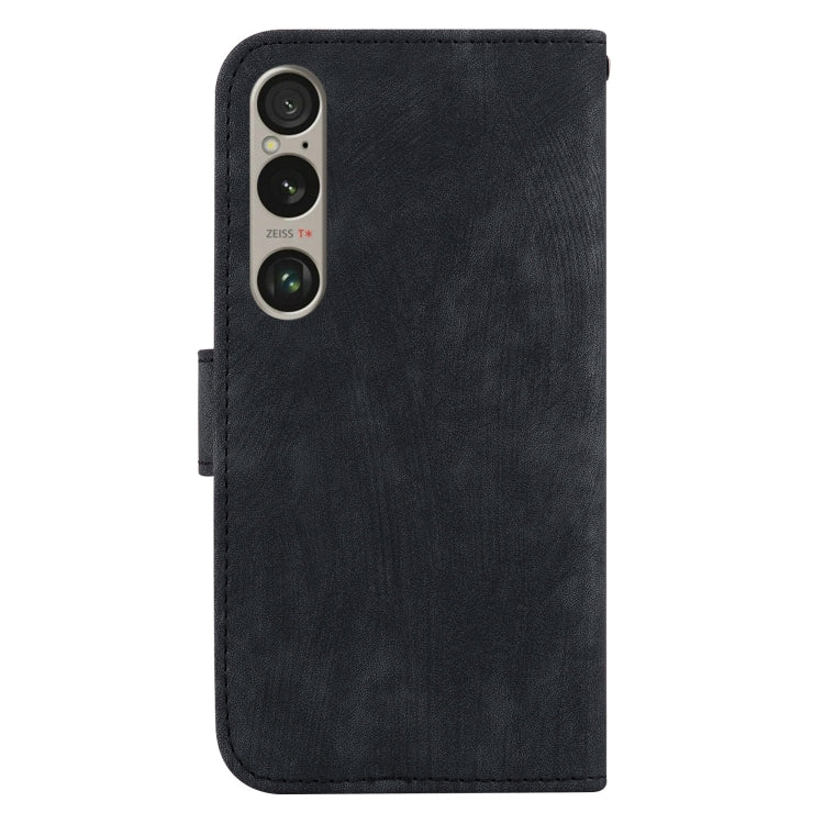 Funda de Cuero para Sony Xperia 1 Vi con Relieve Little Tiger (Negro)
