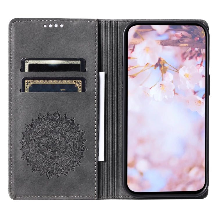 Estuche de Cuero Magnético Totem para Samsung Galaxy S10 En Relieve (Gris)