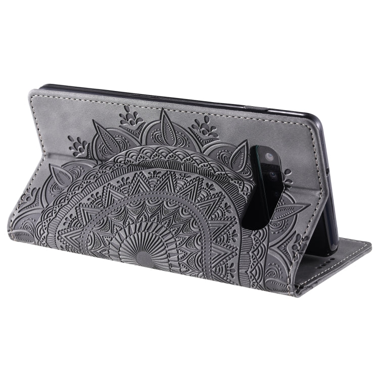 Estuche de Cuero Magnético Totem para Samsung Galaxy S10 En Relieve (Gris)