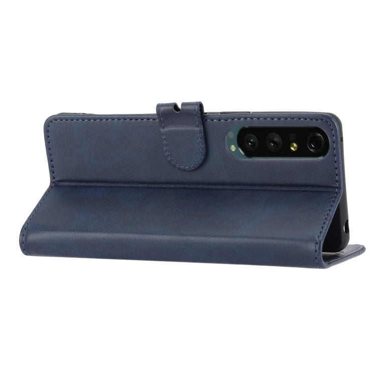 Funda de Cuero con Tapa para Sony Xperia 5 Vi Diseño Gato En Relieve (Azul)