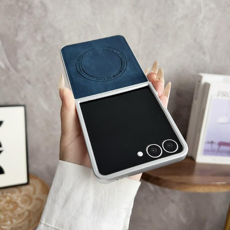 Funda para Samsung Galaxy Z Flip7 5G con textura de cuero y efecto piel, con MagSafe, pintura perlada y resistente a los golpes (azul)