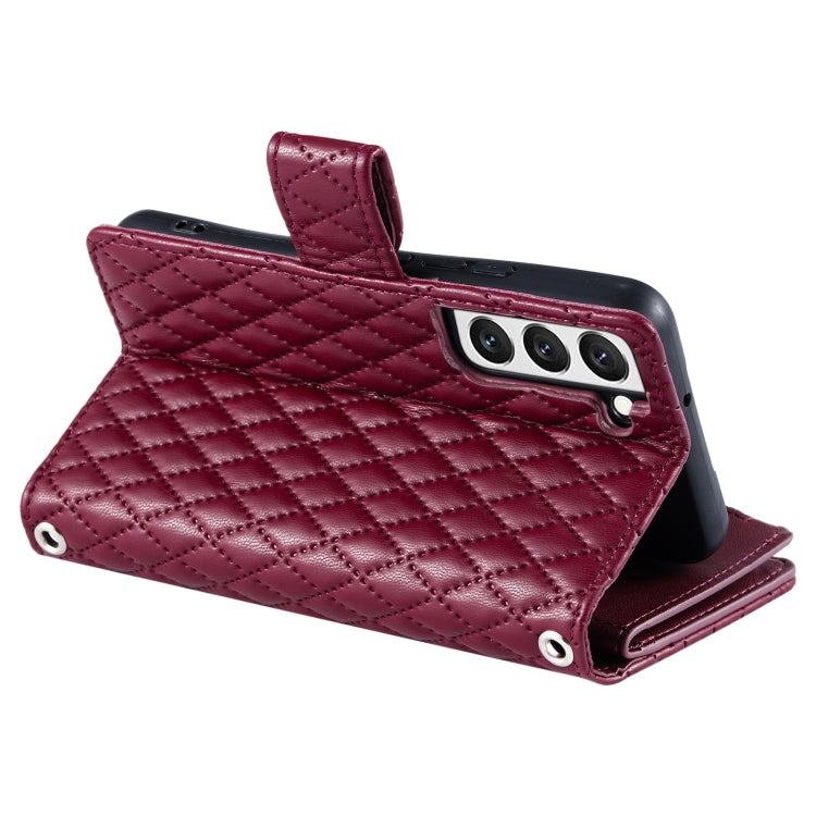 Estuche de Cuero Samsung Galaxy S22 + 5G con Billetera, Cremallera y Celosía con Purpurina (Rojo Vino)