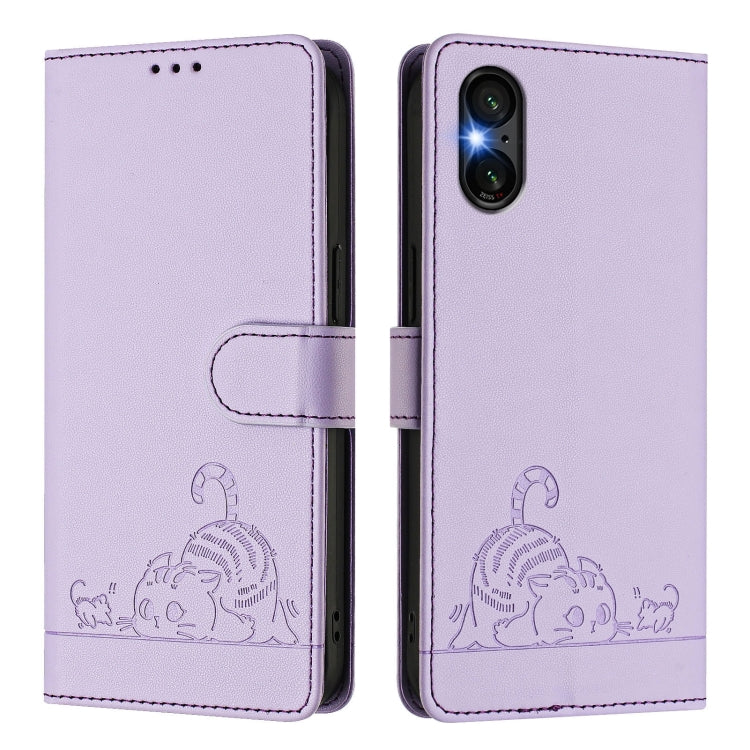 Funda de Cuero Rfid para Sony Xperia 5 Vi con Estampado de Rata y Gato en Relieve y Cordón (Morado)