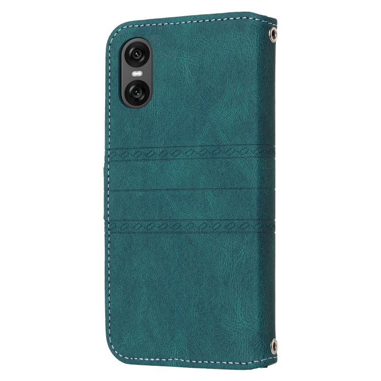 Funda de Cuero para Sony Xperia 10 Vi con Sensación de Piel y Rayas en Relieve (Verde Oscuro)