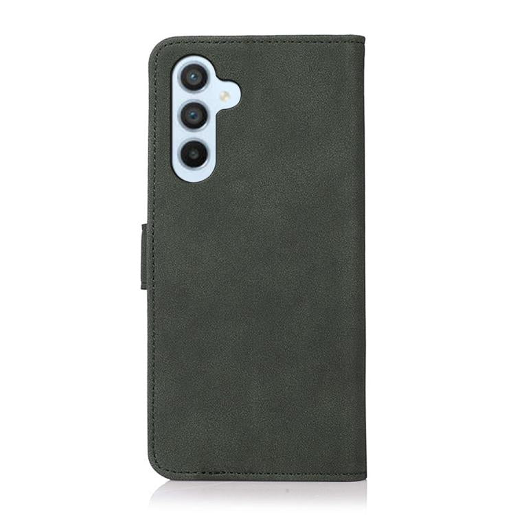 Funda de cuero con textura mate KHAZNEH para Samsung Galaxy A17 5G (verde)