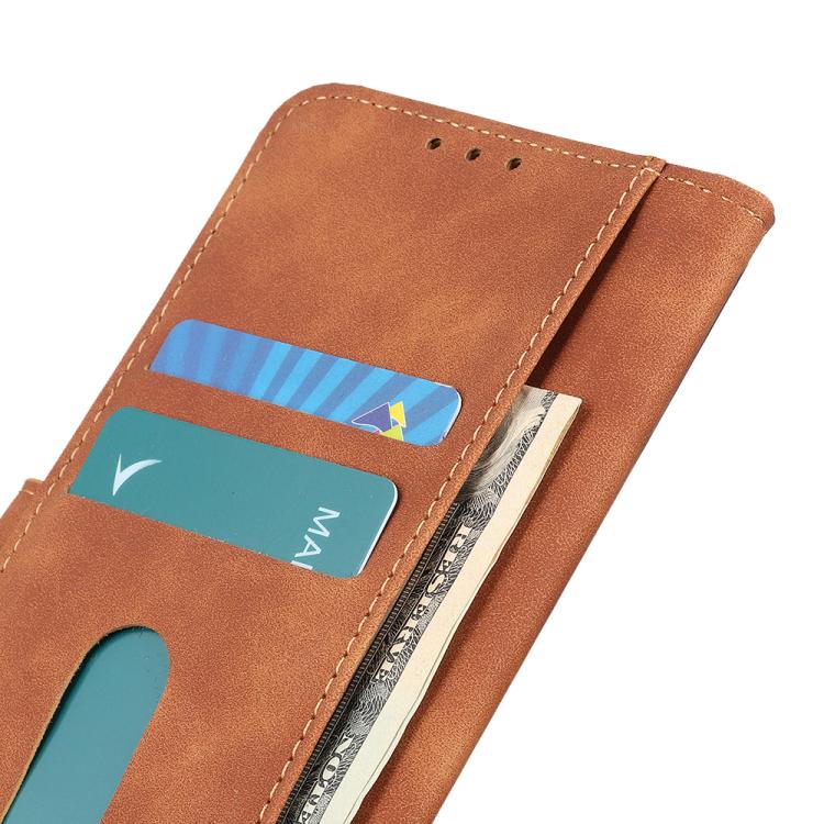 Funda de cuero con tapa horizontal y textura retro KHAZNEH para Samsung Galaxy A07 5G (marrón)