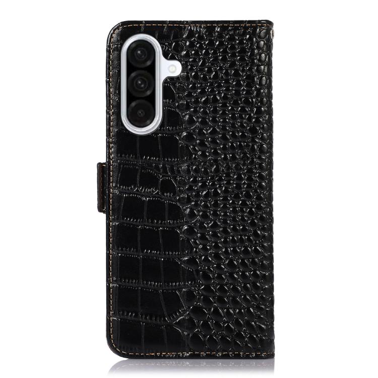 Funda de piel de vacuno con capa superior de cocodrilo para Samsung Galaxy A17 5G (negra)