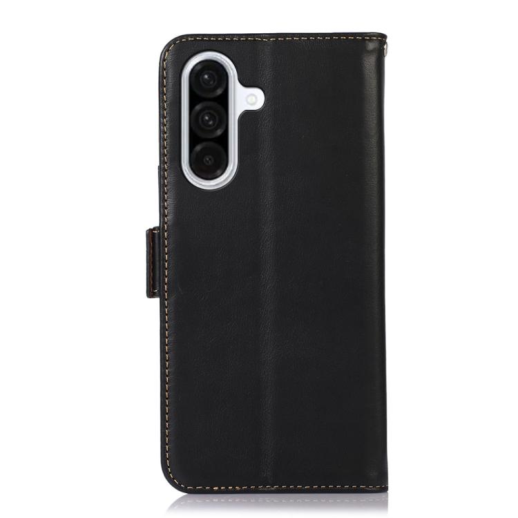 Funda magnética de cuero genuino con textura Crazy Horse RFID para Samsung Galaxy A17 5G (negra)
