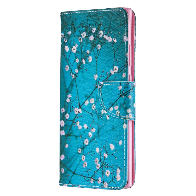 Estuche de Cuero Abatible Horizontal Samsung Galaxy Note 20 con Soporte, Ranuras para Tarjetas y Billetera (Plum Blossom)