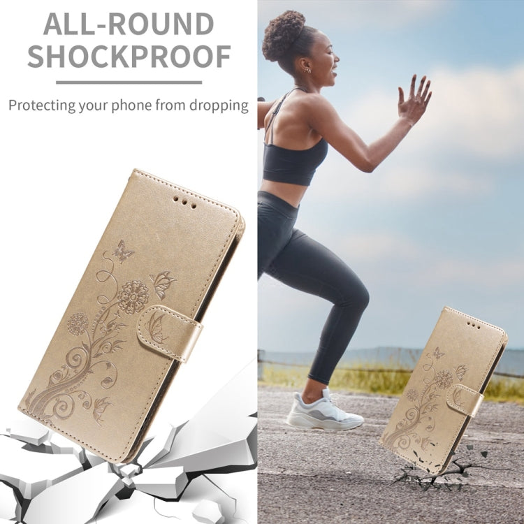 Funda de Cuero Huawei Nova 13 Pro con Diseño de Mariposas y Flores en Relieve (Dorada)
