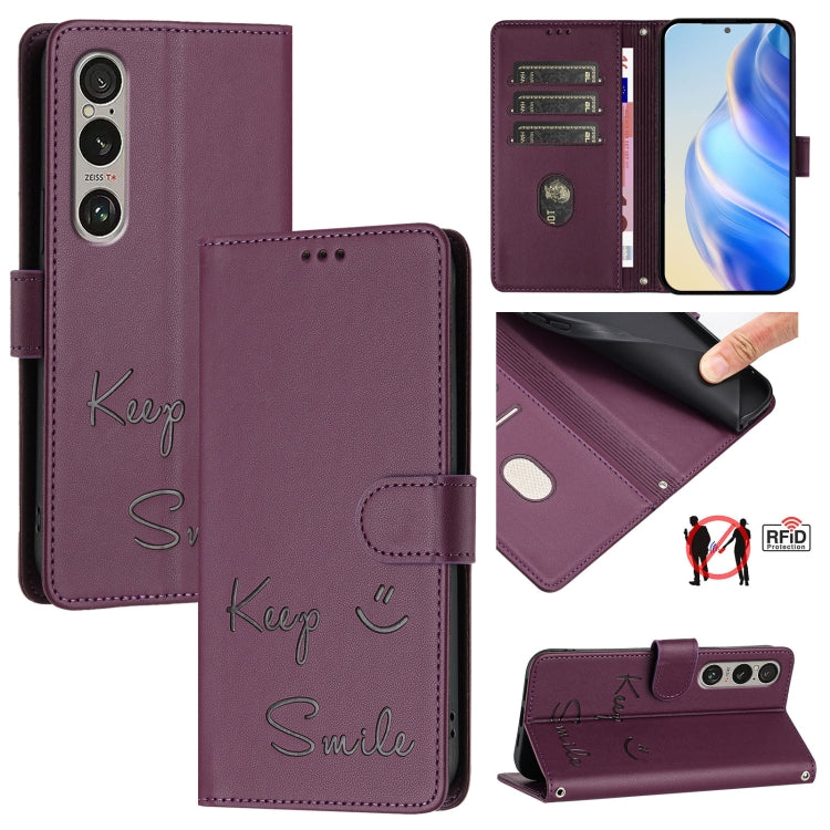 Funda de Cuero Rfid para Sony Xperia 1 Vi con Relieve Sonriente (Violeta)
