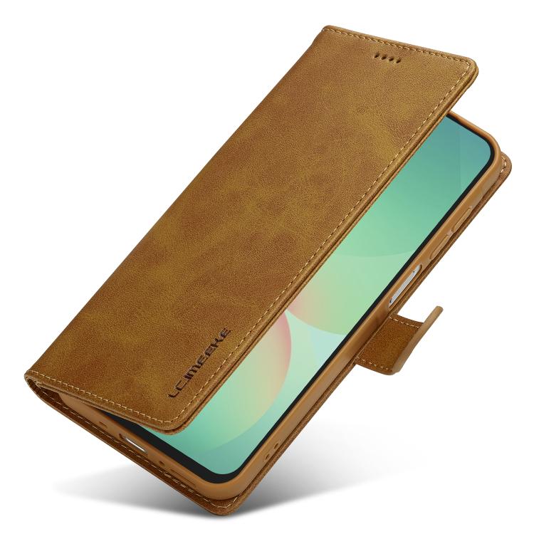 Funda LC.IMEEKE de piel con textura de becerro para Samsung Galaxy A17 5G (marrón)