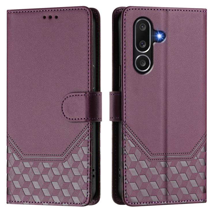 Funda de piel con relieve de panal RFID para Samsung Galaxy M56 5G (violeta)