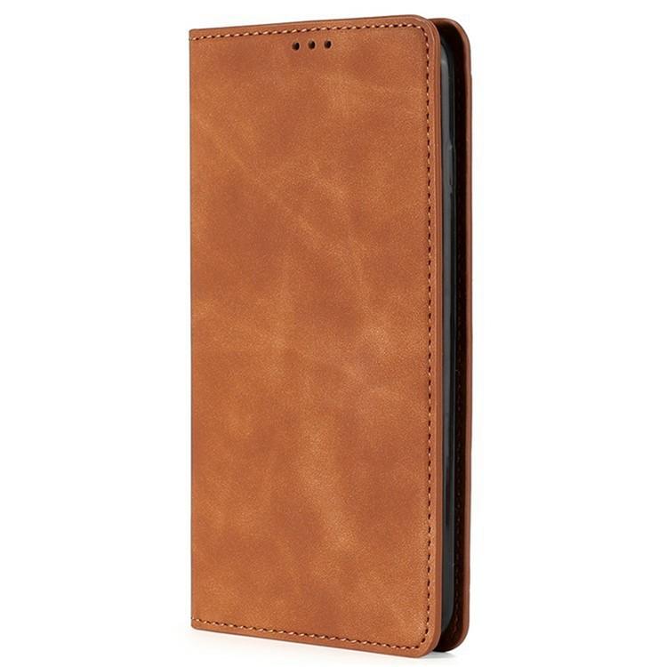 Funda de cuero magnética con textura de piel para Samsung Galaxy F06 5G (marrón claro)