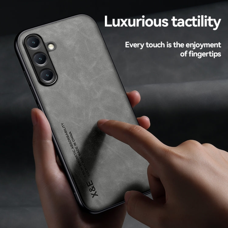 Funda de cuero magnética con textura de piel para Samsung Galaxy A06 5G (gris oscuro)