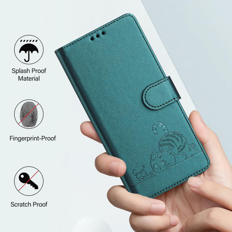 Funda de Cuero Rfid para Sharp Basio Active 3 con Cordón Estampado Rata y Gato (Verde Pavo Real)