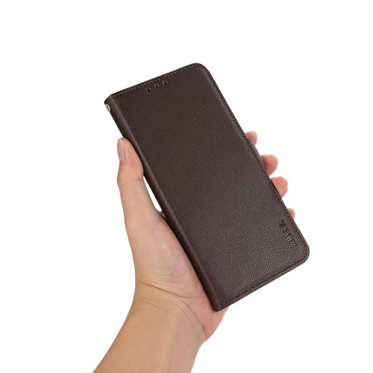 Funda de Cuero con Patrón de Lichi y Cierre Magnético para OnePlus Ace 5 Pro/Ace 5 Abeel (Marrón)