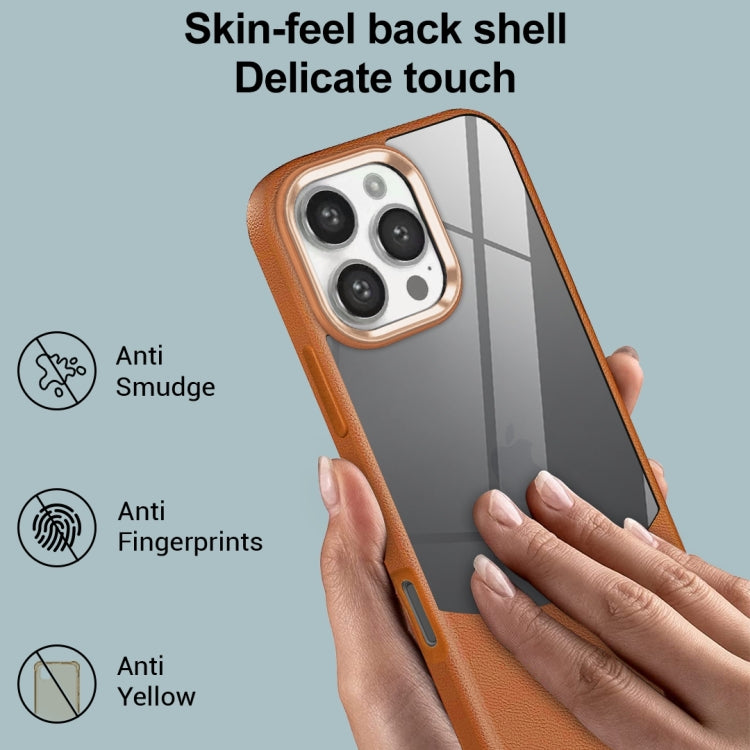 Funda Híbrida Acrílico y TPU iPhone 15 Plus Textura Lichi (Marrón)
