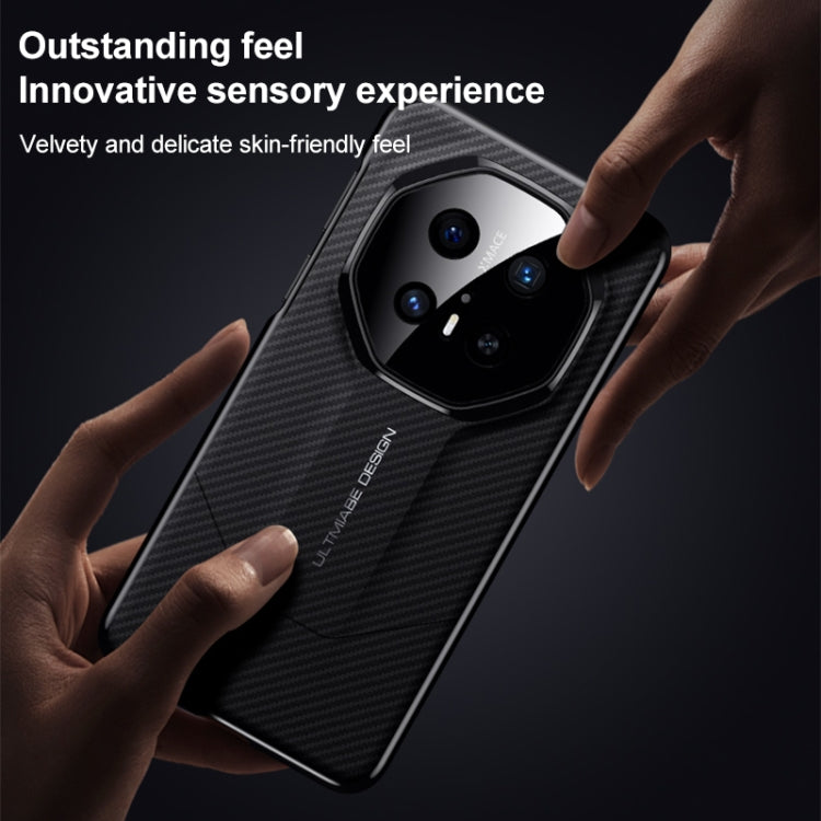 Funda premium de fibra de carbono con diseño de vanguardia para Huawei Pura 80 Ultra 5G (blanca)