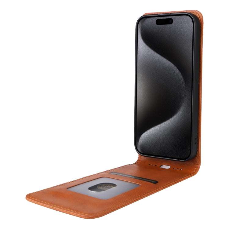 Funda de Cuero con Tapa Vertical Magnética para iPhone 15 Pro (Marrón)