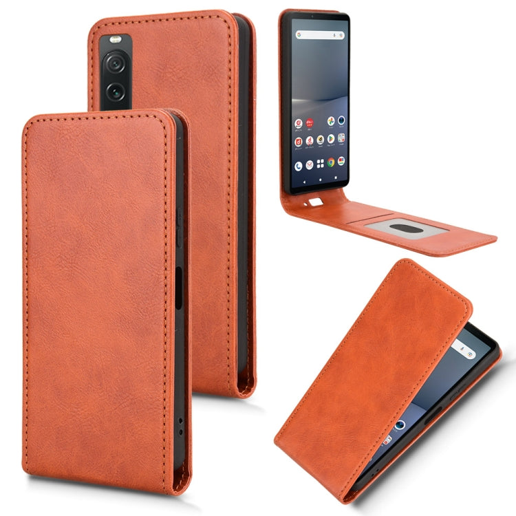 Funda de Cuero con Tapa Vertical Magnética para Sony Xperia 10 V (Marrón)