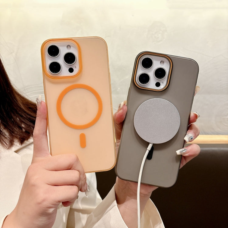 Funda para Teléfono con Imán Magsafe para iPhone 16 Plus PC Tacto Suave Arena (Gris Claro)