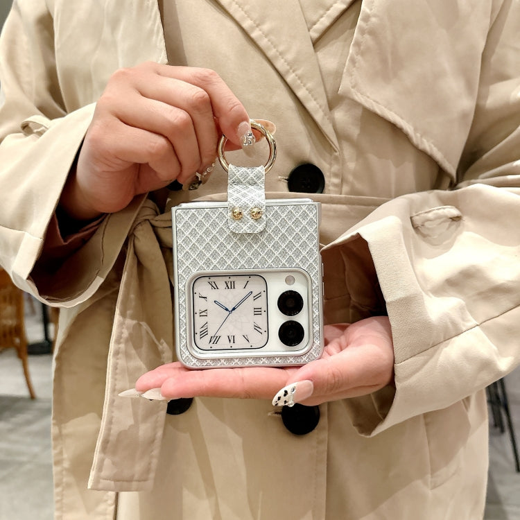Funda para Teléfono Huawei Nova Flip con Diseño de Rombos, Diamantes Brillantes y Anillo (Plateada)